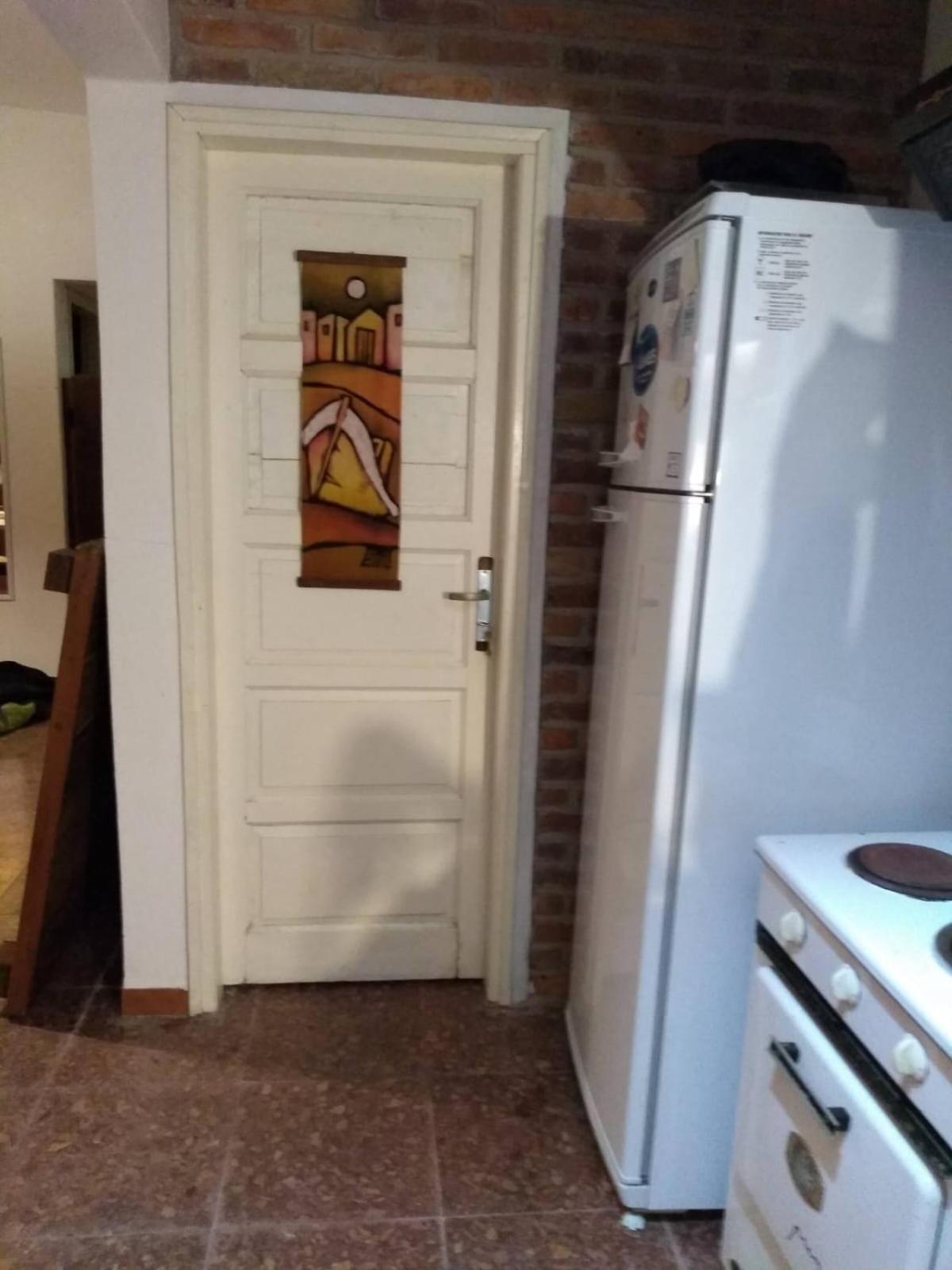 Casa a 3 cuadras del mar, amplio parrillero techado y cochera