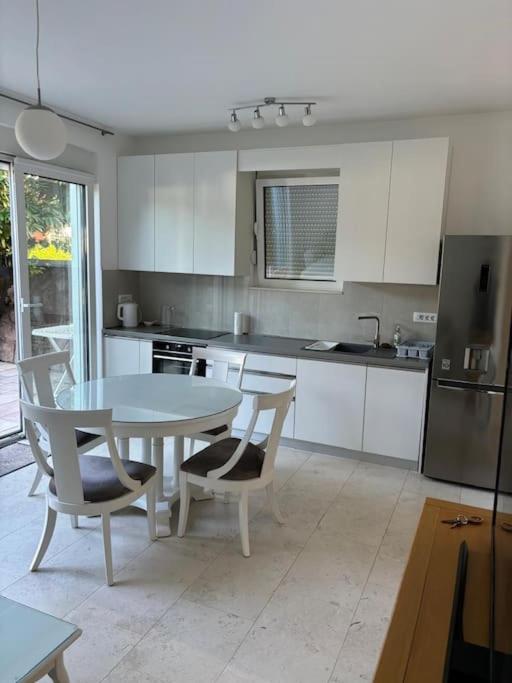 Coast line apartment Mika view 5