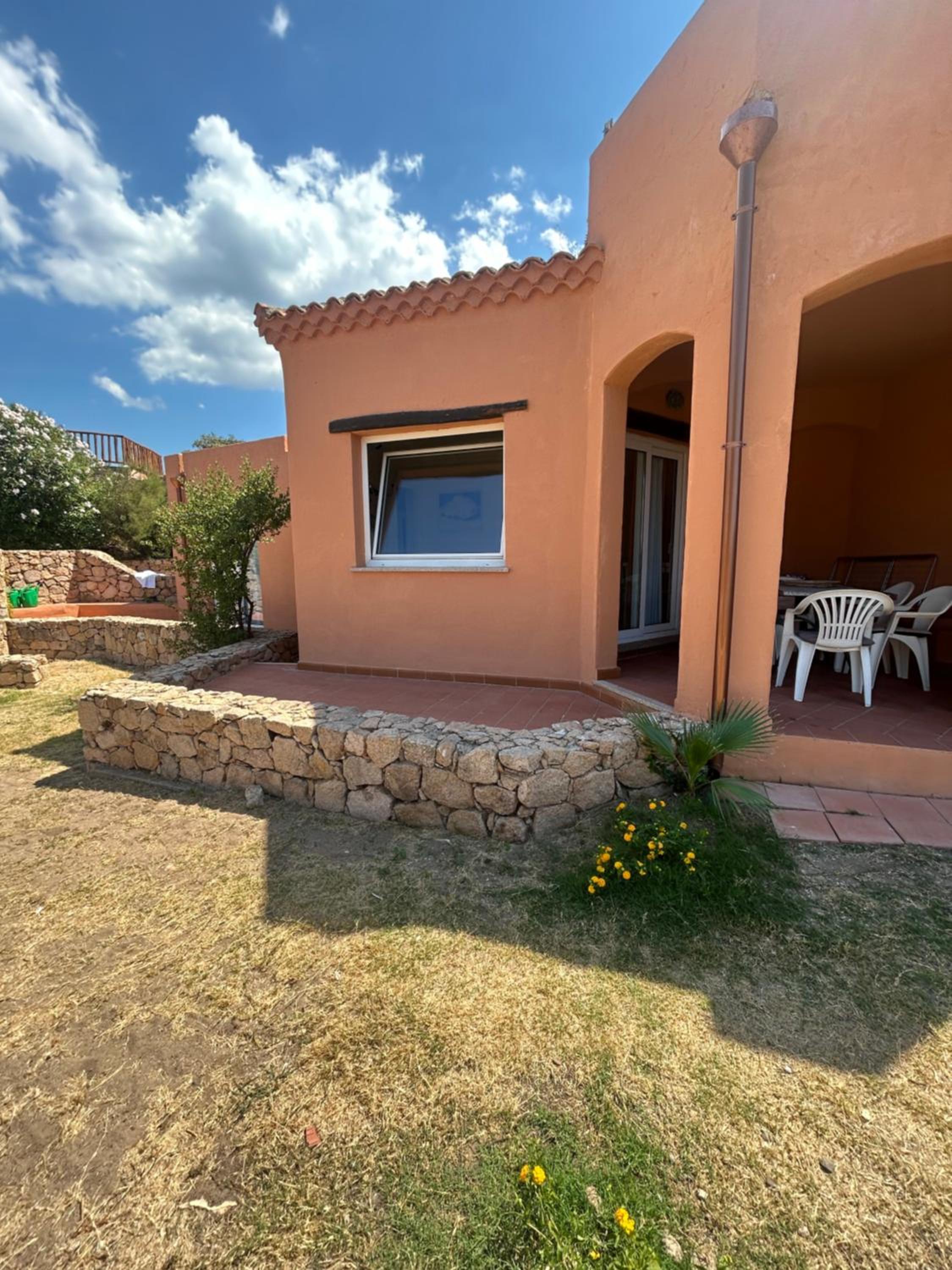 Calarossa Village