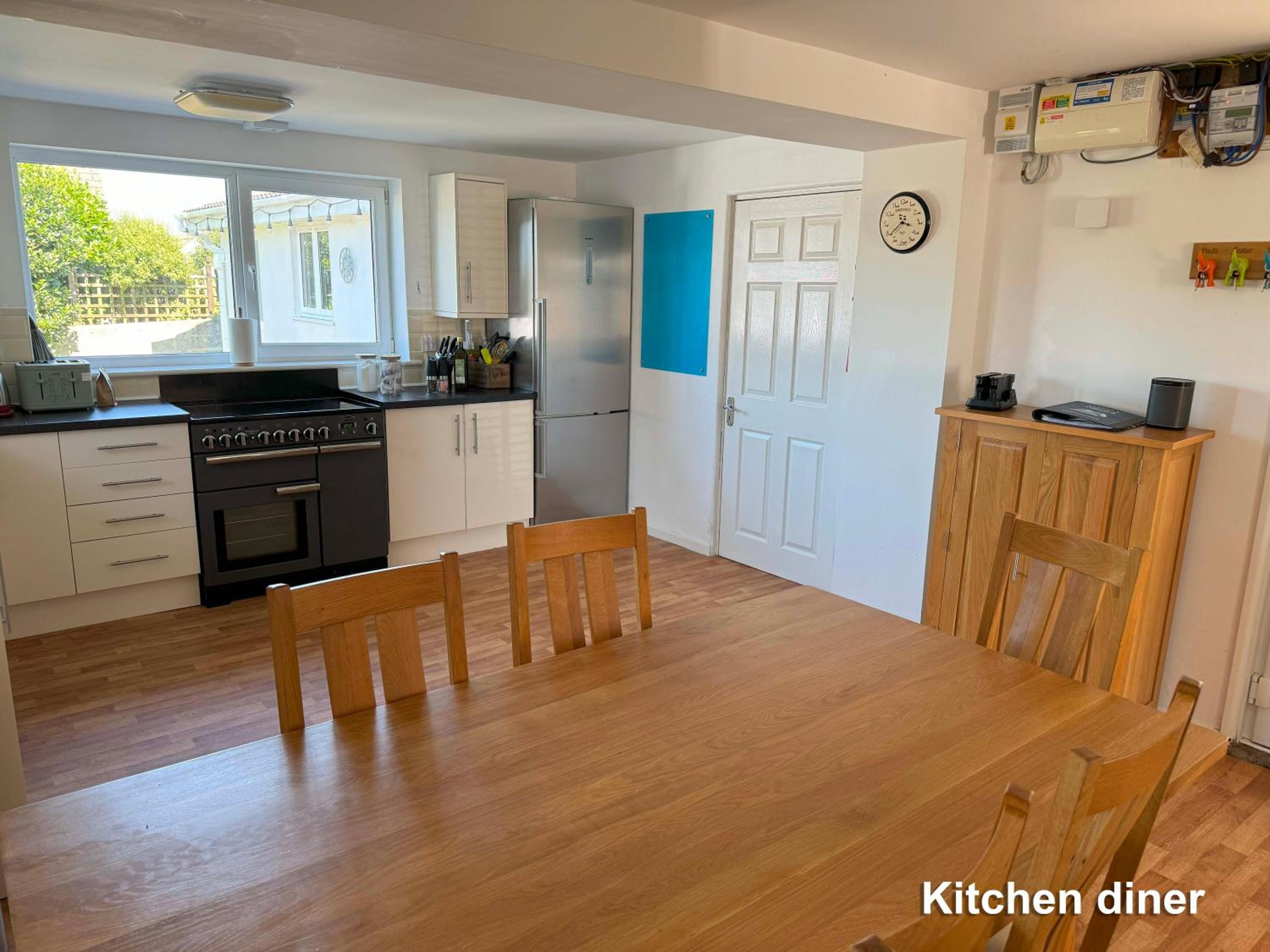 Trevone Cottage Escape with air con and Ev point view 4
