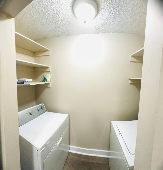 Atlanta Vacations - Cozy home with BBQ -5 min Braves - Property Image 27