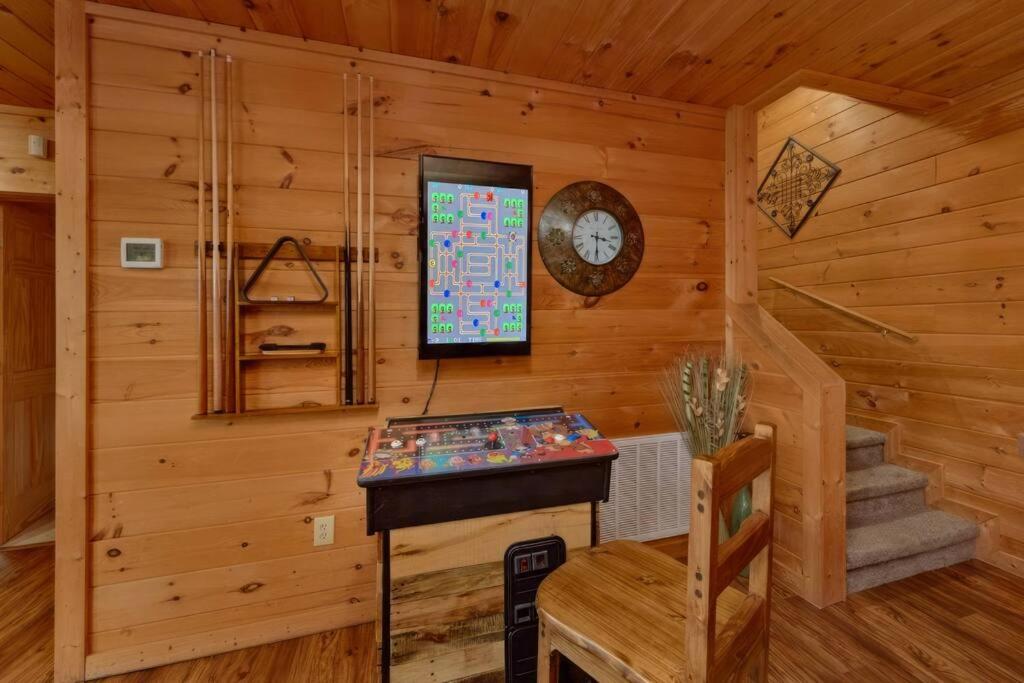 Million Views Theater Hot Tub Game Room