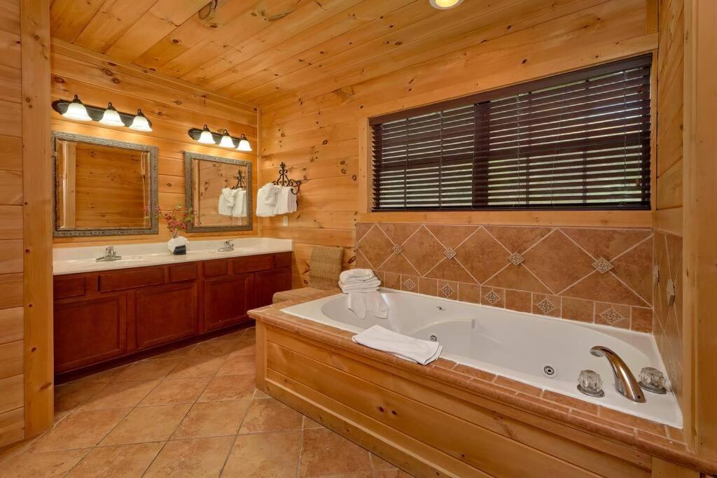 Million Views Theater Hot Tub Game Room