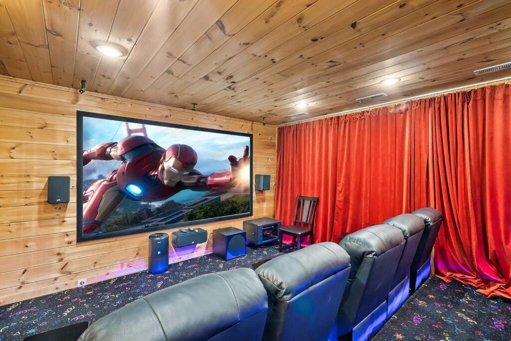 Million Views Theater Hot Tub Game Room