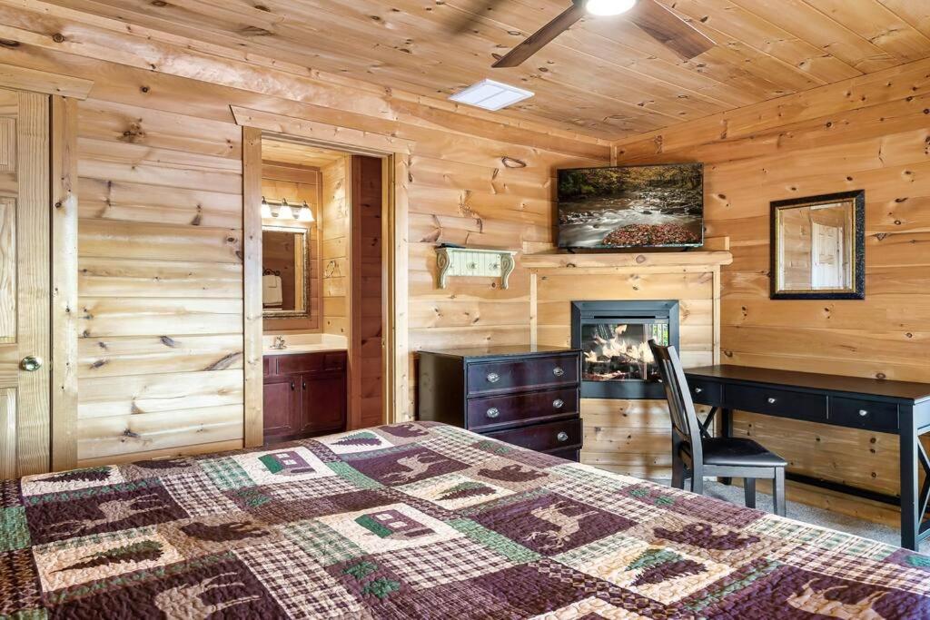 Million Views Theater Hot Tub Game Room