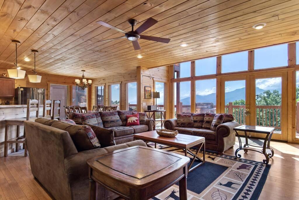 Million Views Theater Hot Tub Game Room