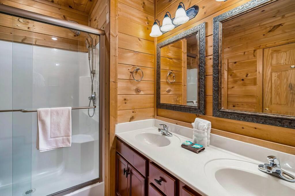 Million Views Theater Hot Tub Game Room