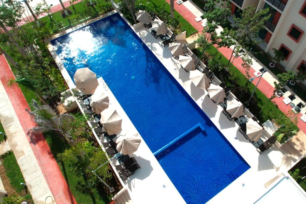 Departamento nuevo con alberca en Cancún