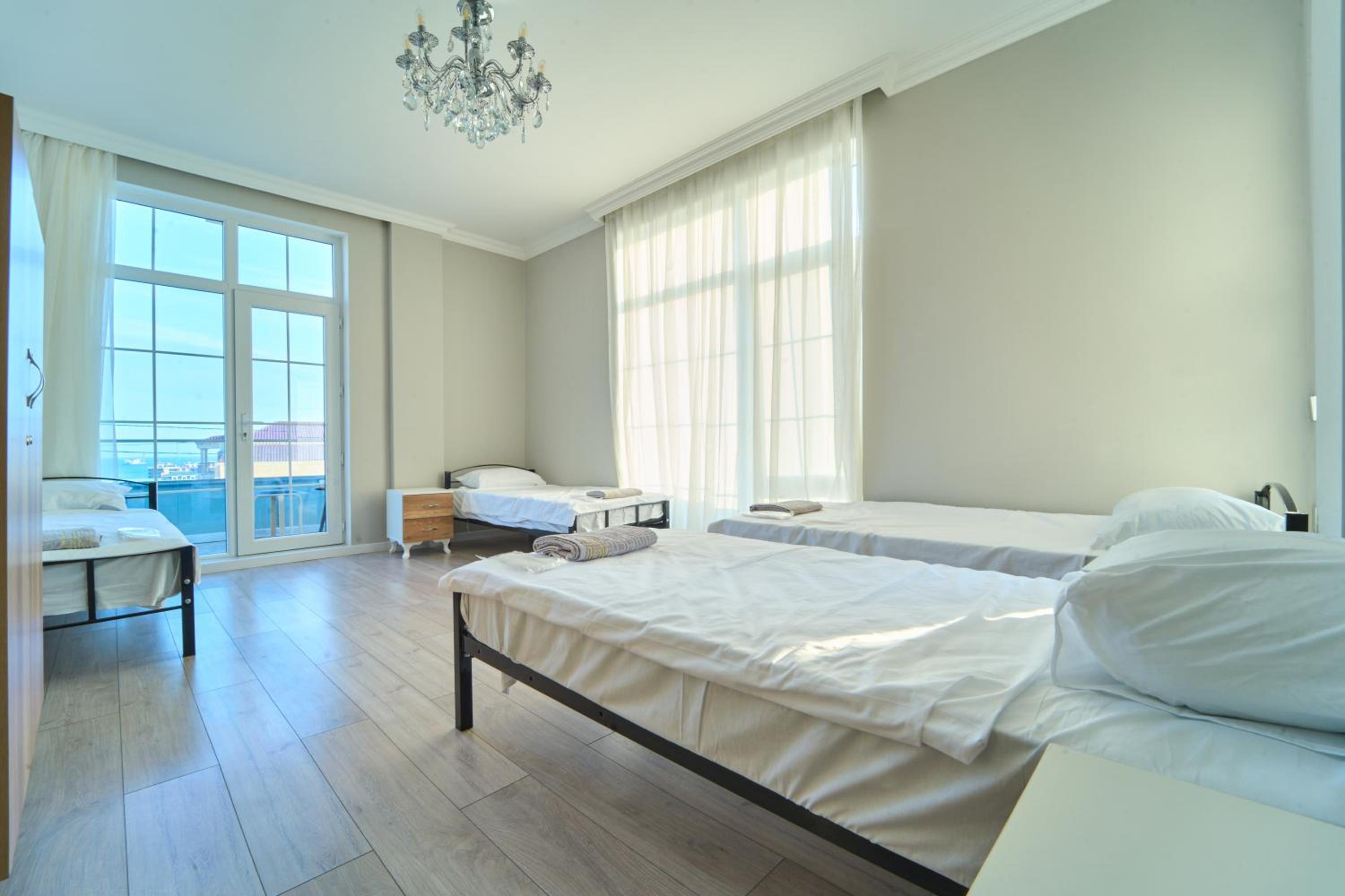 Premium Sea View Hotel & Hostel