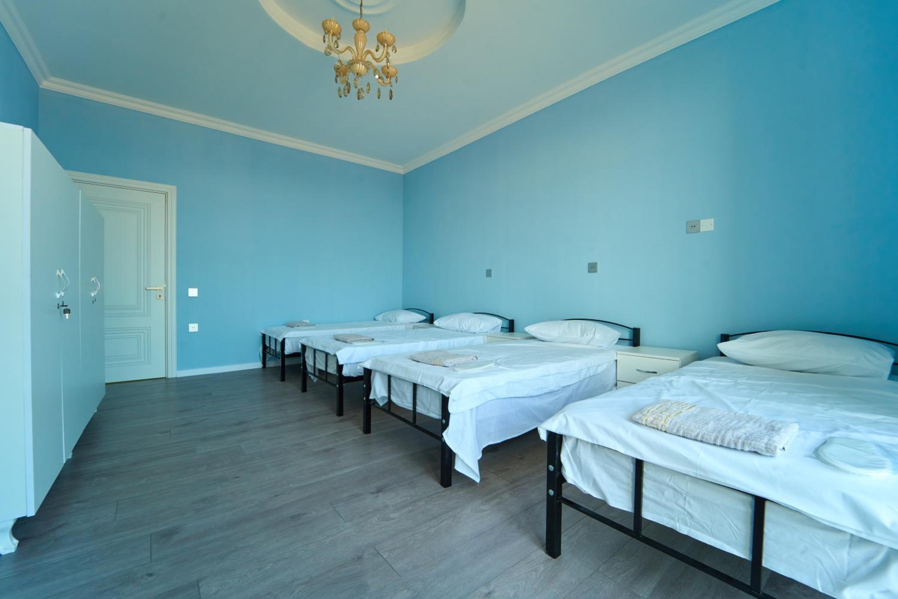 Premium Sea View Hotel & Hostel