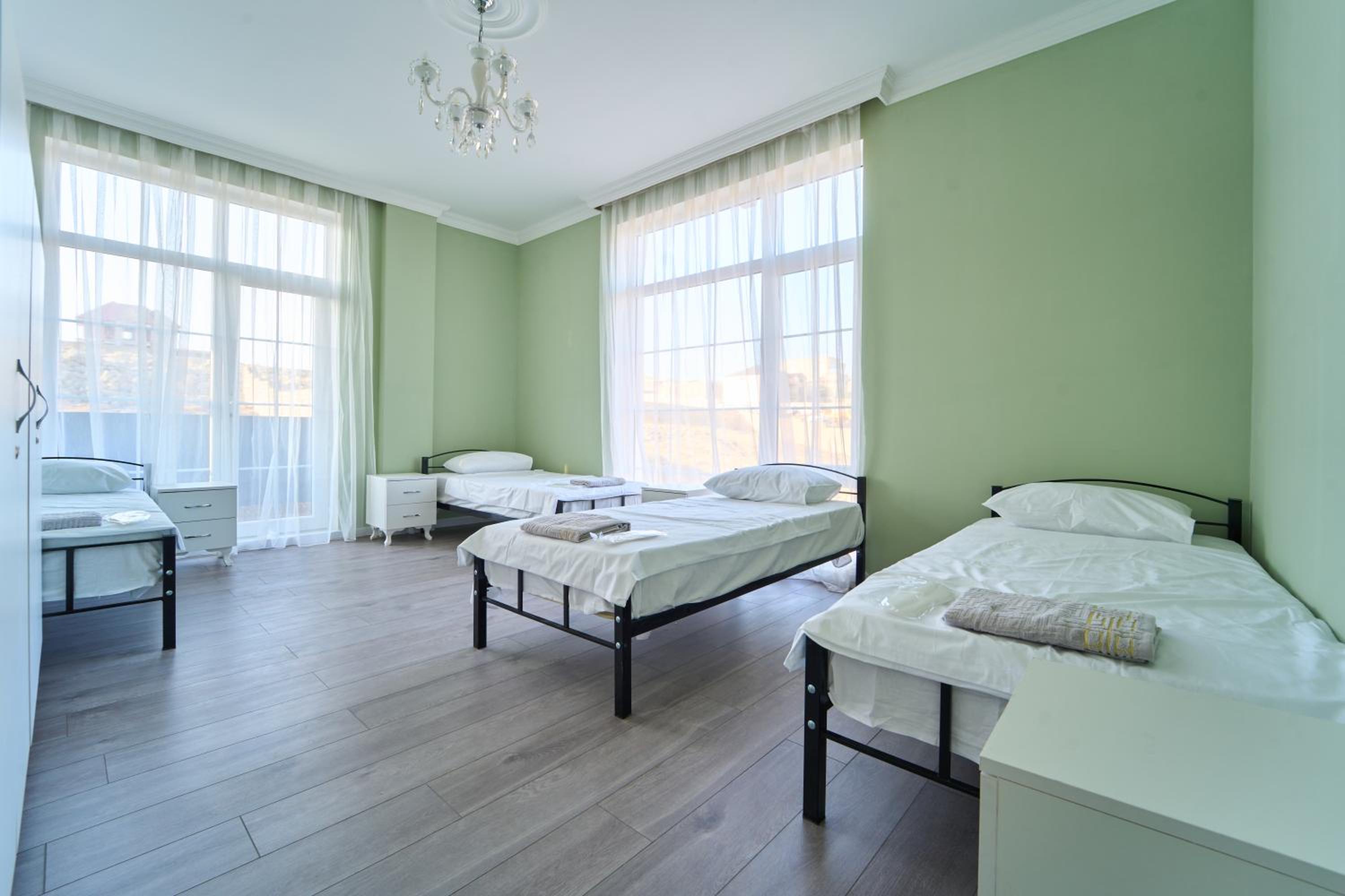 Premium Sea View Hotel & Hostel