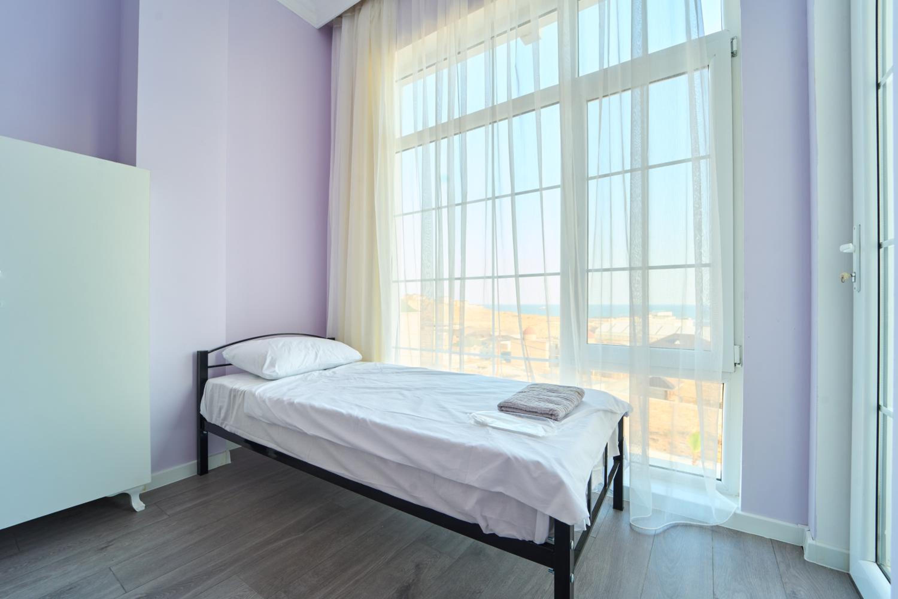 Premium Sea View Hotel & Hostel