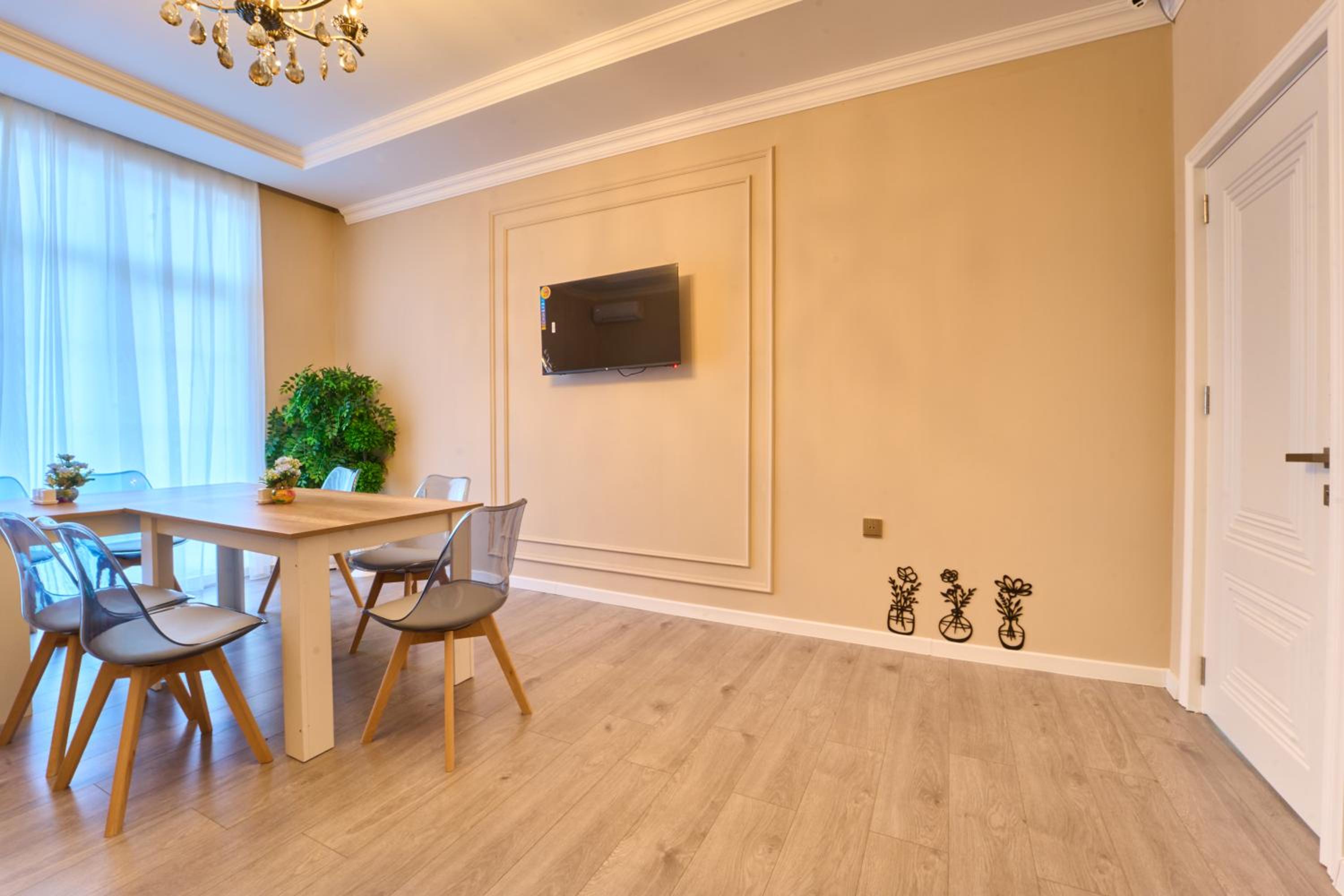 Premium Sea View Hotel & Hostel