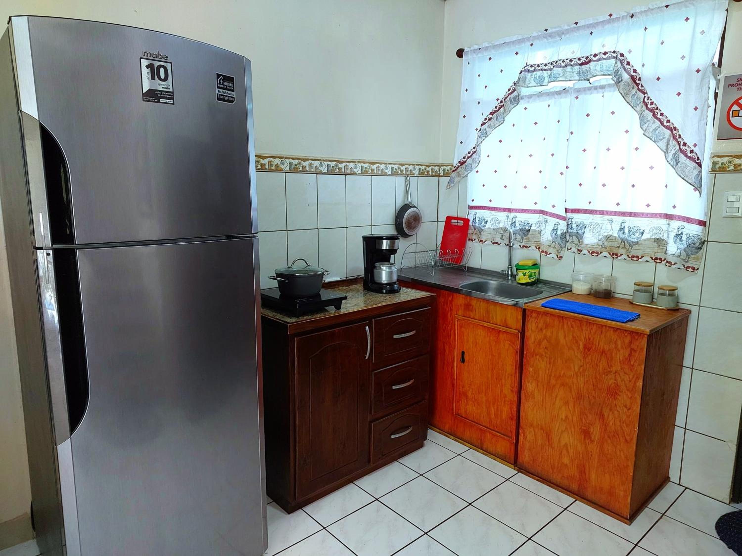 Casa del Pacífico en Puntarenas Centro con parqueo