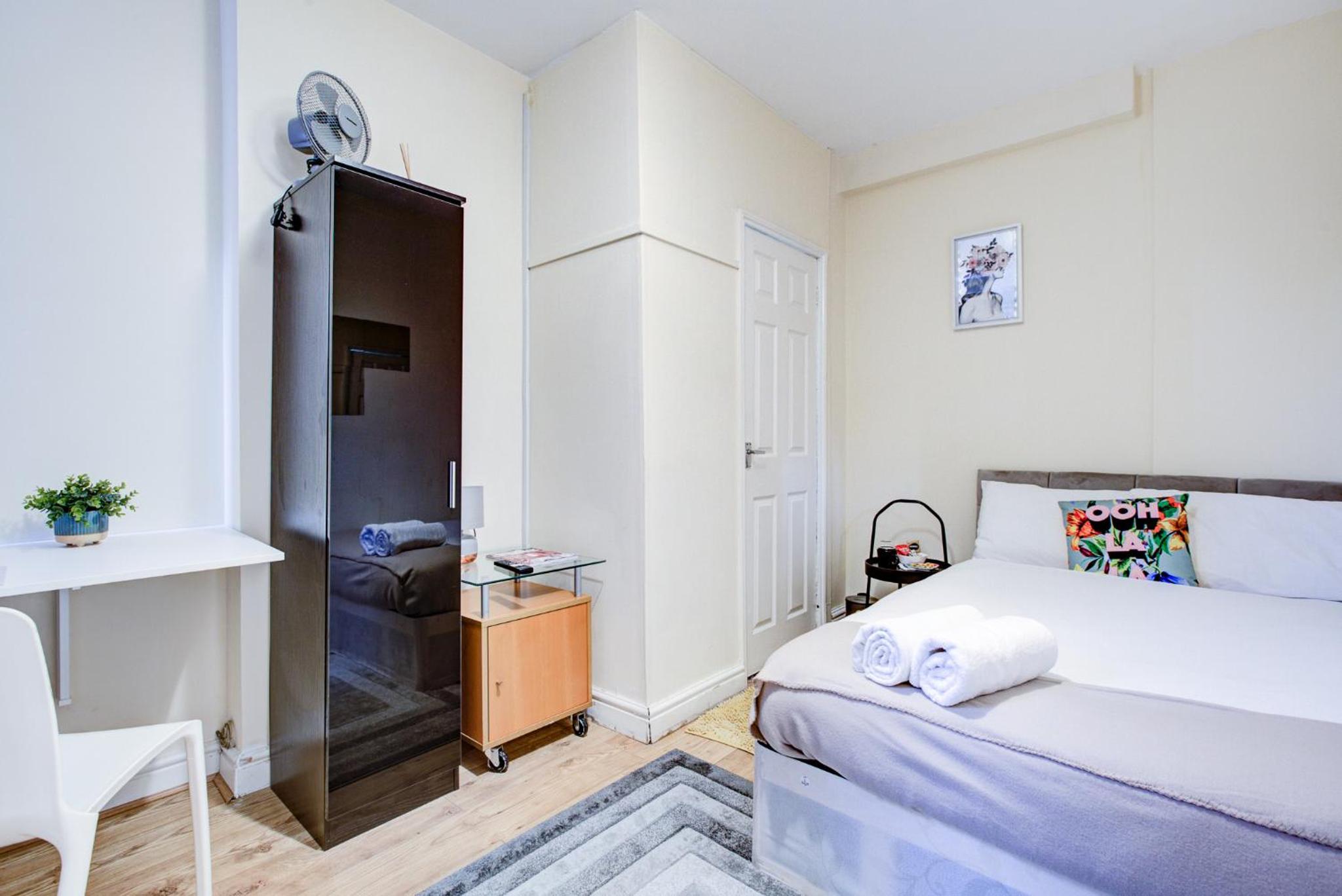 Single Ensuite in SW2 close to Central London — London