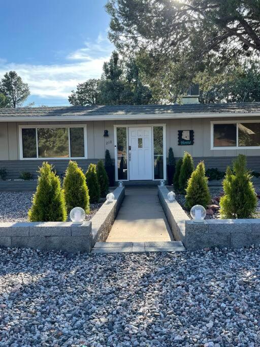 *NEW* The Sedona Villa: Resort Backyard/Hot Tub/Golf view 3
