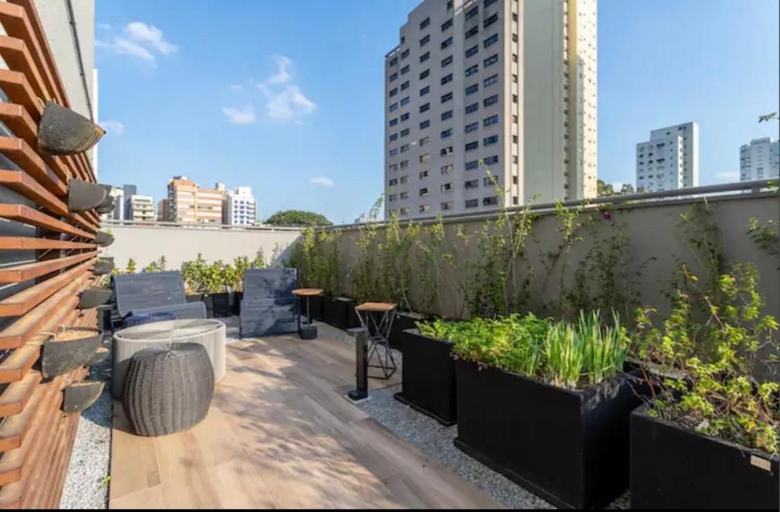 Studio na Vila Mariana com linda vista no 15 e 17 andar