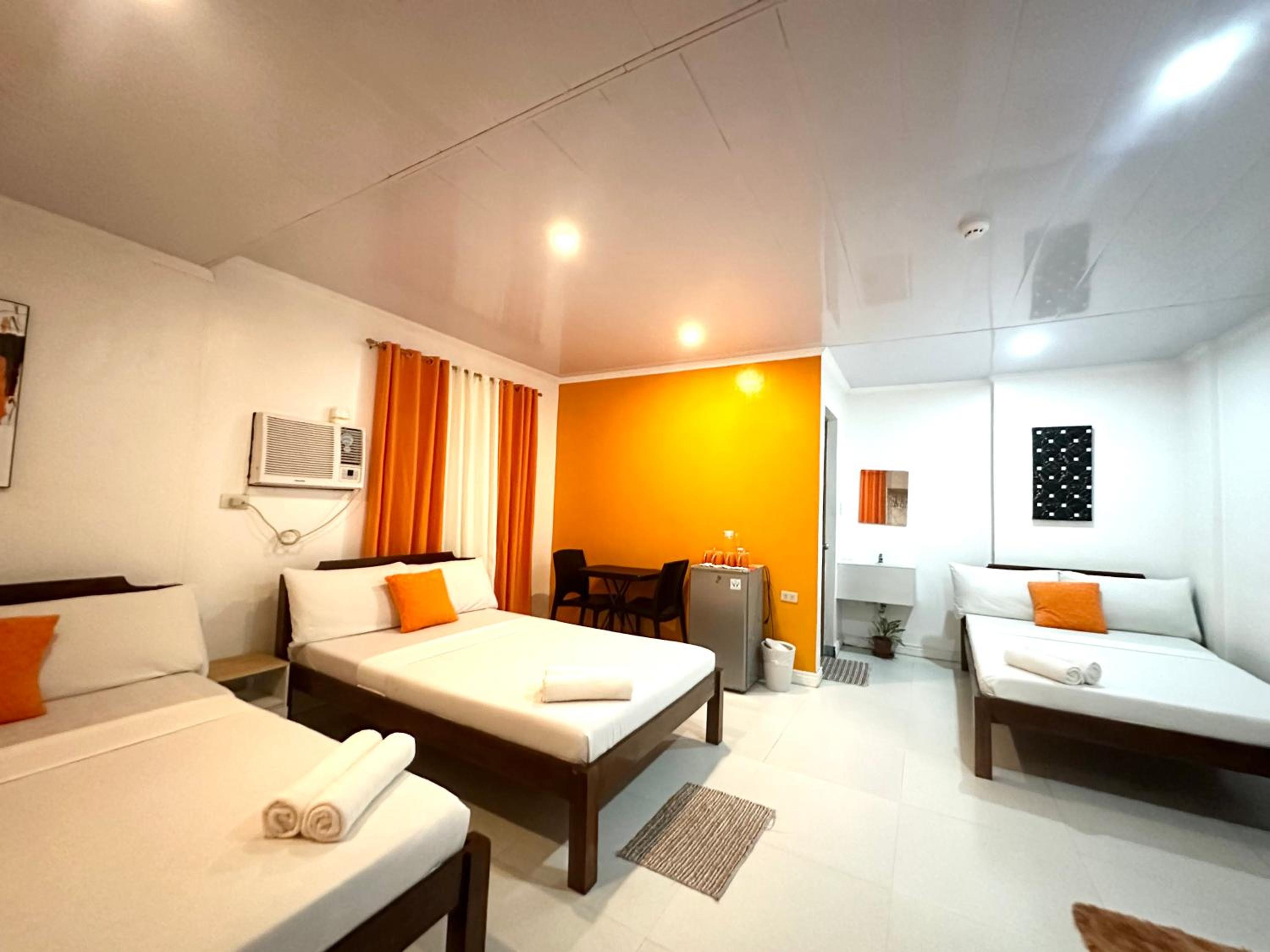 Vicente Aguirre Rooms view 4
