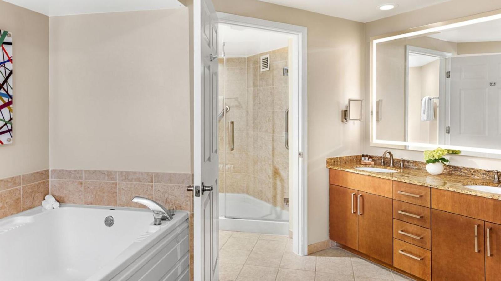 Marriott Villas at Doral 2BD sleeps 8