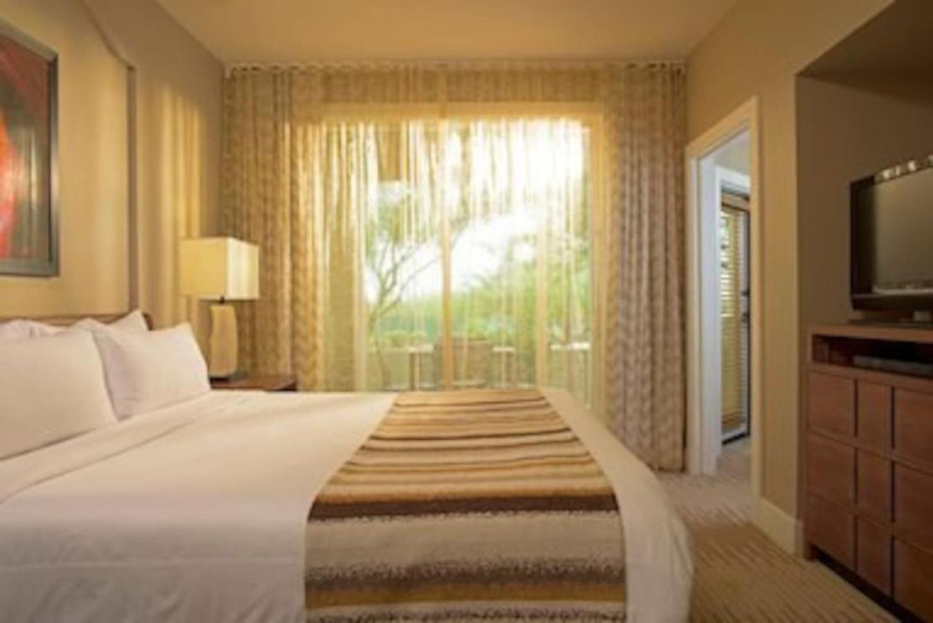 Marriott Canyon Villas 1BD next to JW view 2