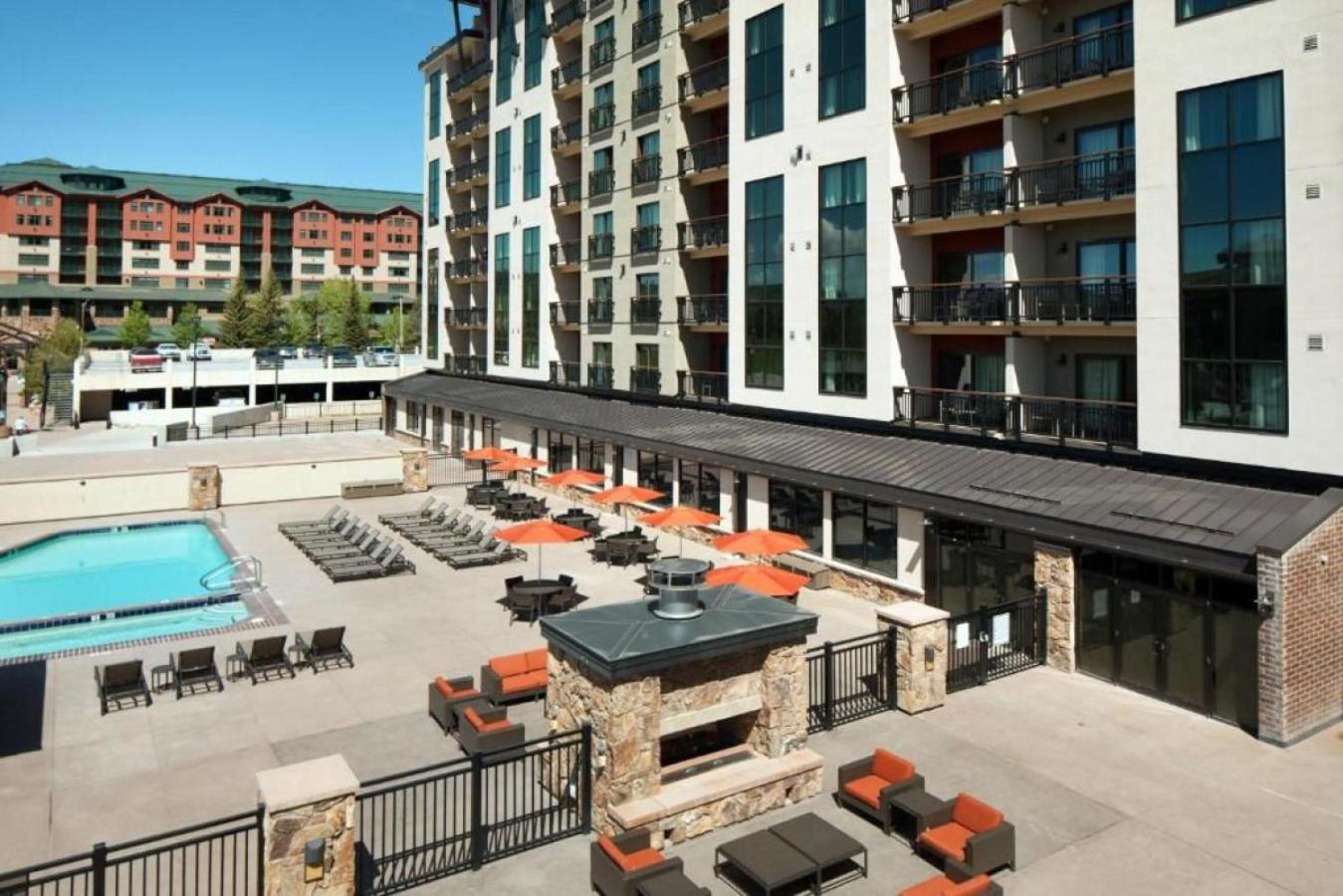 Ski focused Studio Apartment with resort amenities including dining onsite view 3