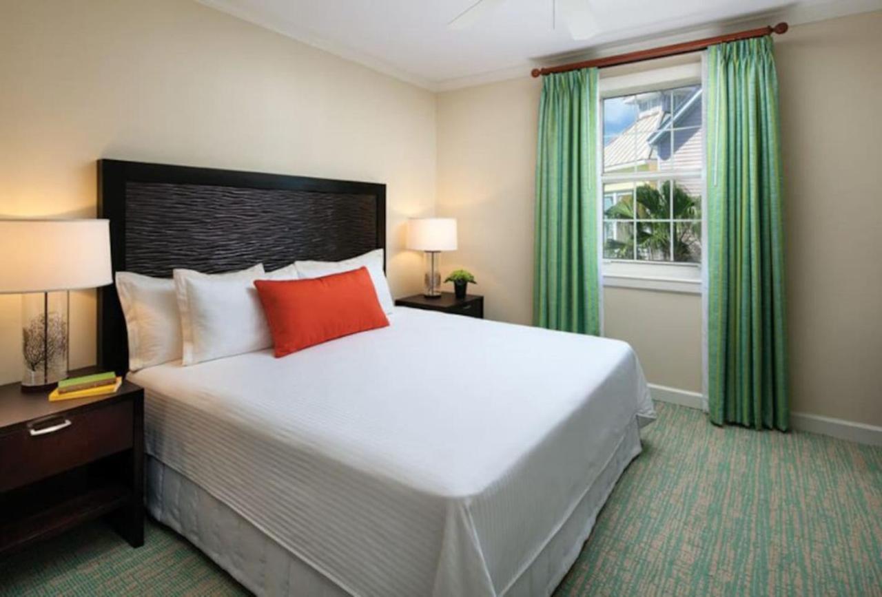 Beautiful resort 1BD condo with amazing resort amenities pool, kiddie pool, and more