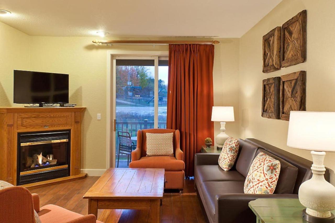 Enjoy the family for ski adventures in 2BD condo with resort amenities view 2
