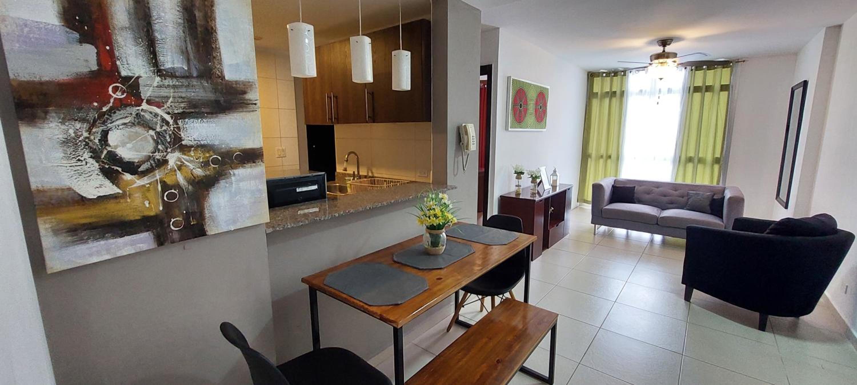 Cute apartment 5min from the airport
