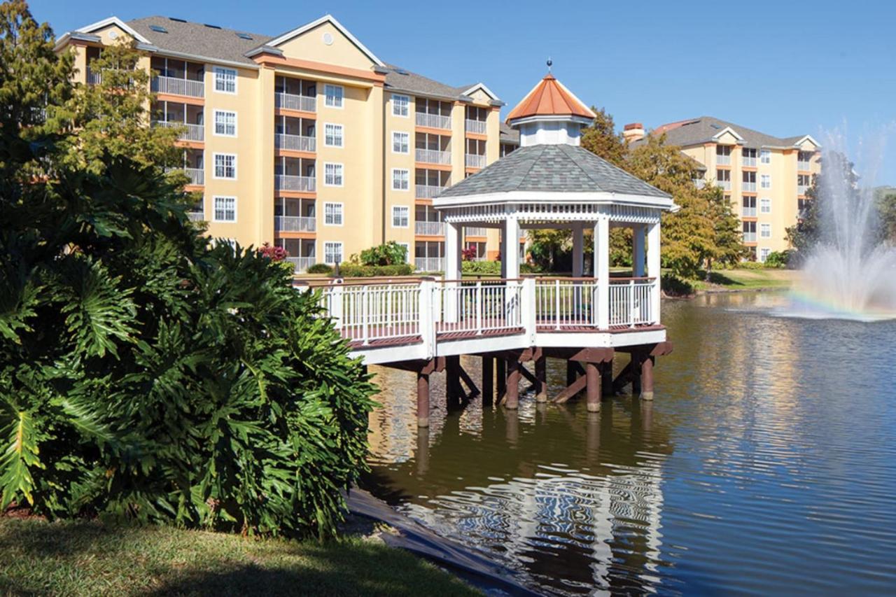 Have fun in this 2BD condo in a resort setting with close access to Orlando parks