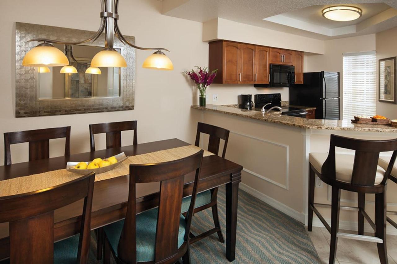 Have fun in this 2BD condo in a resort setting with close access to Orlando parks