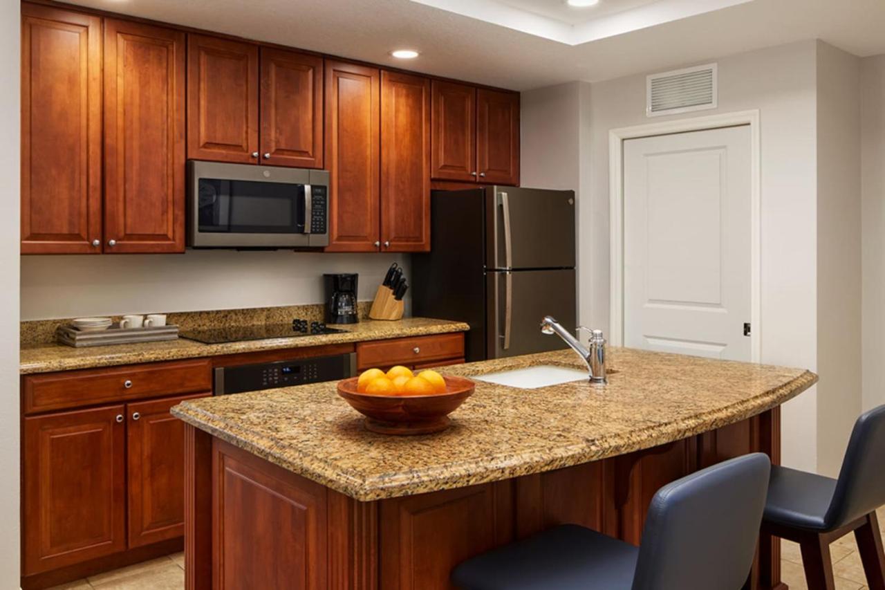 Relax after enjoying all the parks Orlando has to offer in this 1BD vacation condo