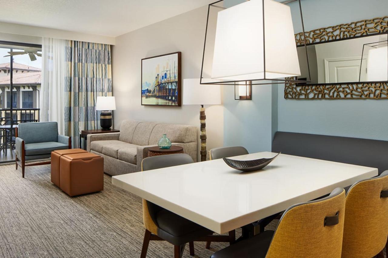 Relax after enjoying all the parks Orlando has to offer in this 1BD vacation condo
