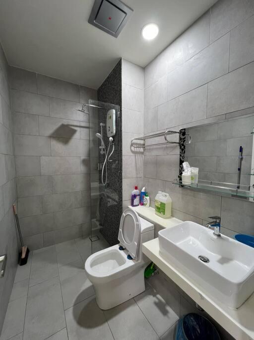 The Shore poolview suite photo 3