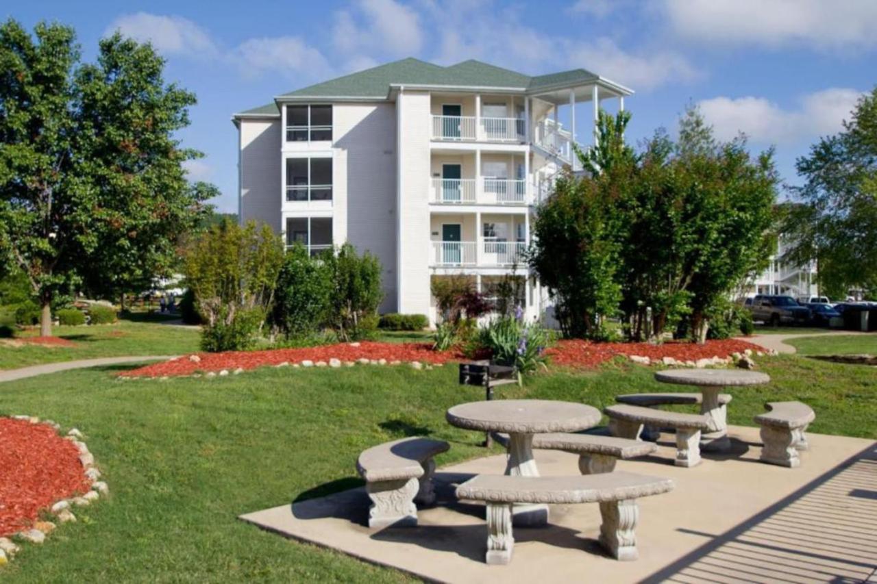 Diamond - The Suites at Fall Creek - 2BD view 4