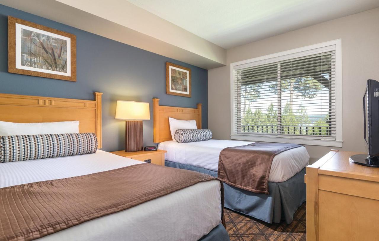 Coeur dAlene lake 2BD condo with resort amenities including indoor pool