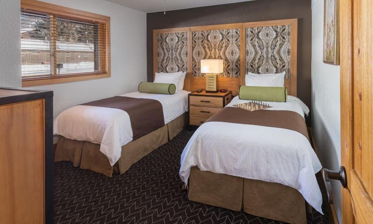 WorldMark Red River New Mexico 2BD view 2