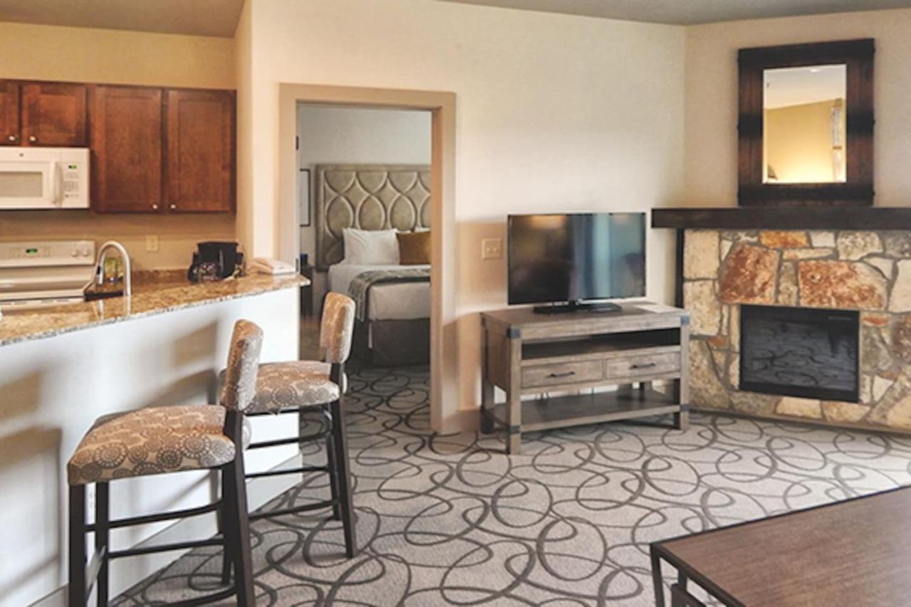 Worldmark Hunt- Stablewood Springs Resort 2BD