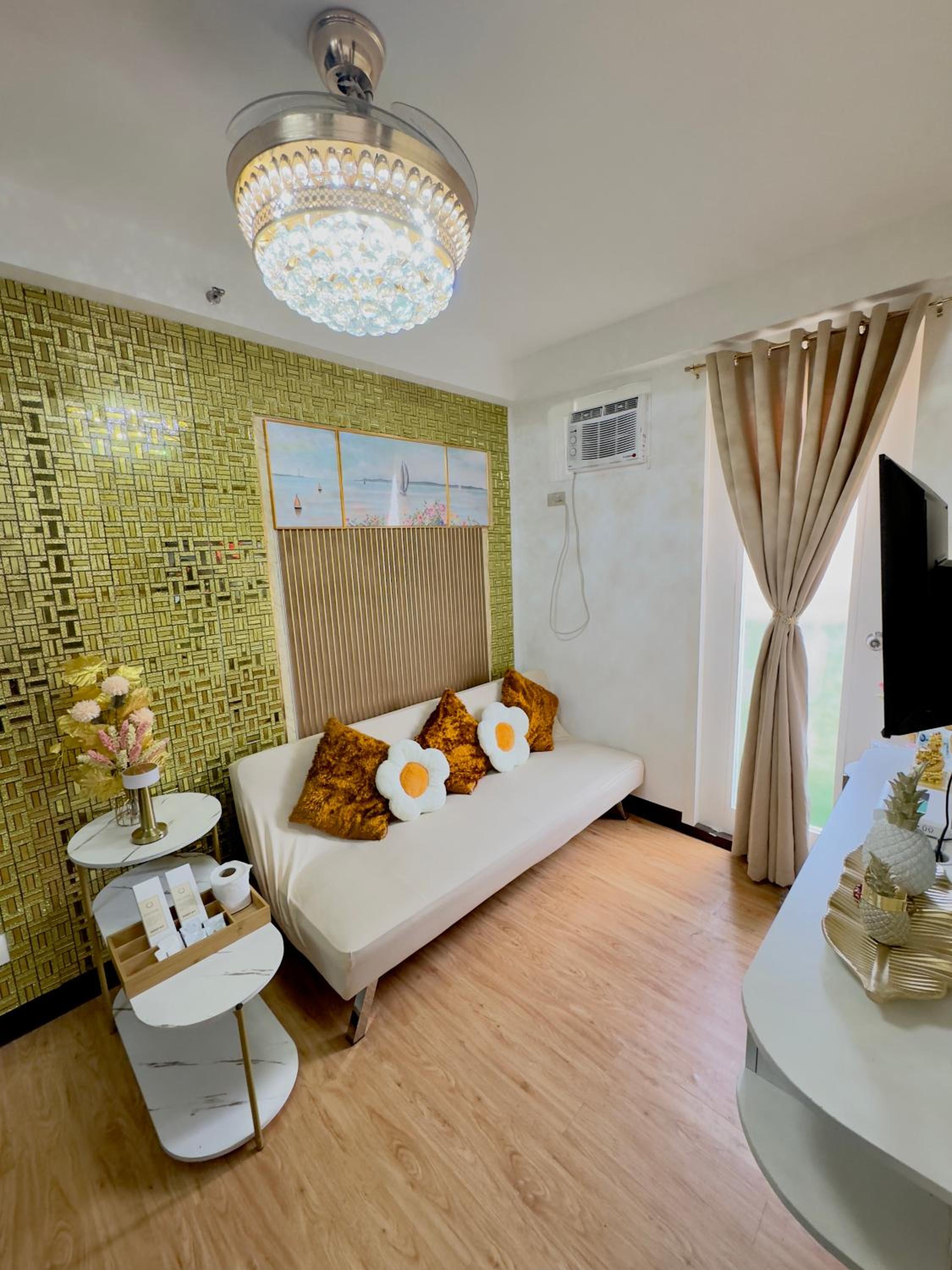 1 BR Near Davao Airport Arezzo Place Davao view 5