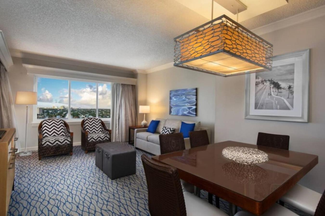 Marriott BeachPlace Towers 1BD view 3