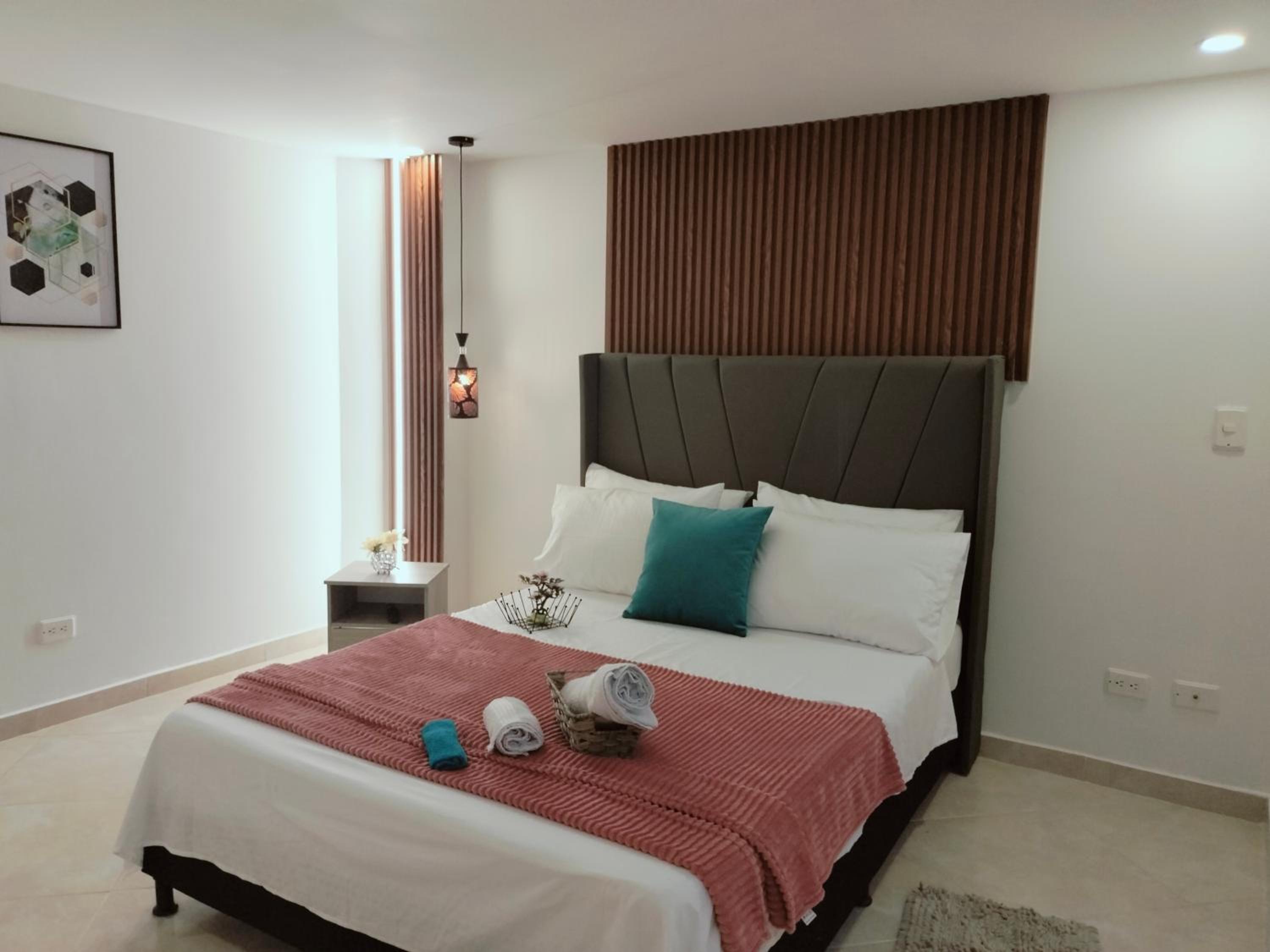 Moderno, 3hab, elegante, la mejor ubicación 402