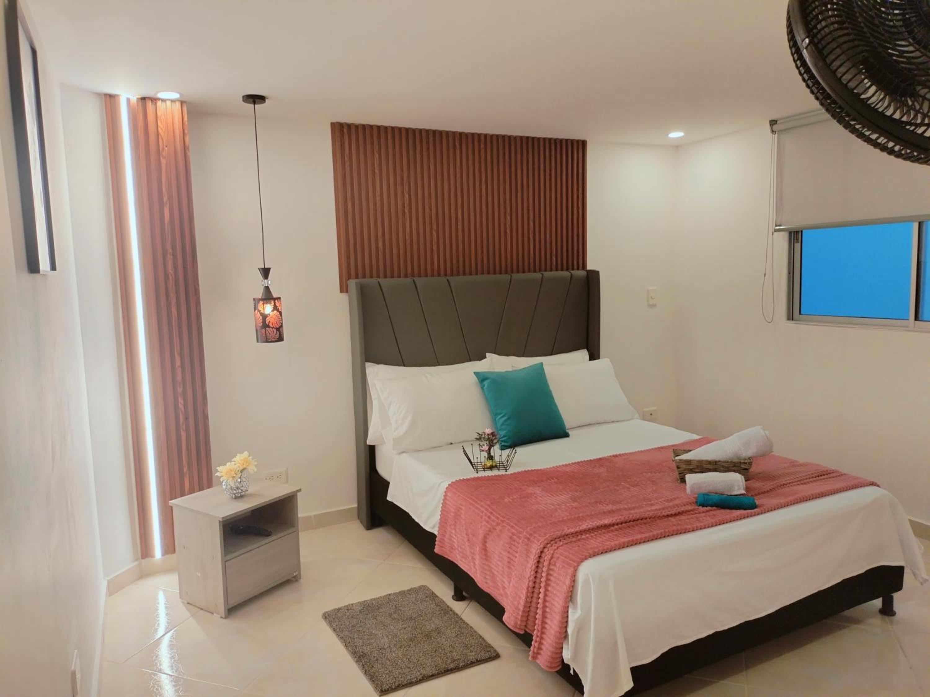 Moderno, 3hab, elegante, la mejor ubicación 402