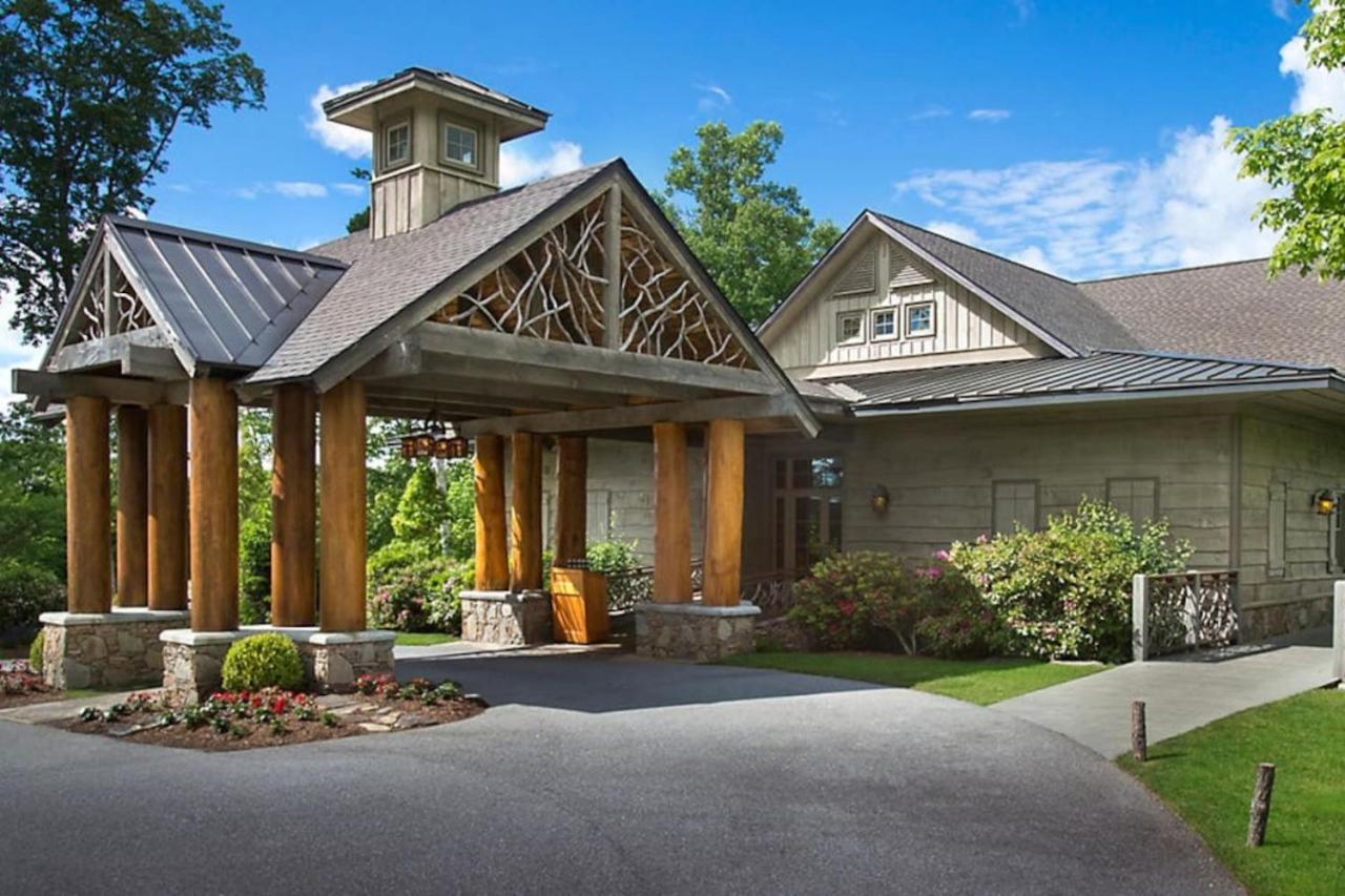 Enjoy the Blue Ridge Mountains in this 2BD condo resort retreat view 3