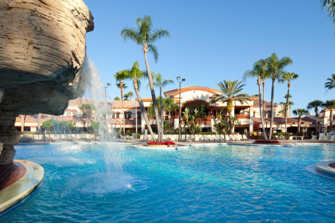 Family fun in this 2BD condo with multiple pools, mini golf, restaurants etc onsite