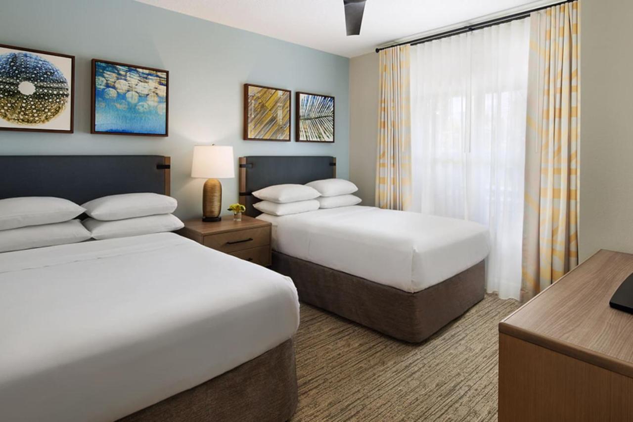 Family fun in this 2BD condo with multiple pools, mini golf, restaurants etc onsite