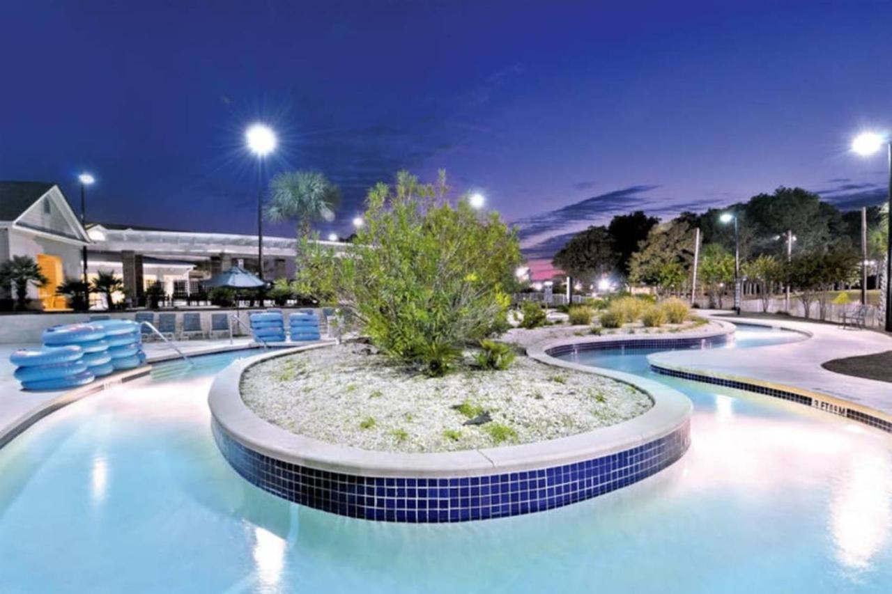 Great Studio Apt minutes away from ocean with lots of onsite resort amenities
