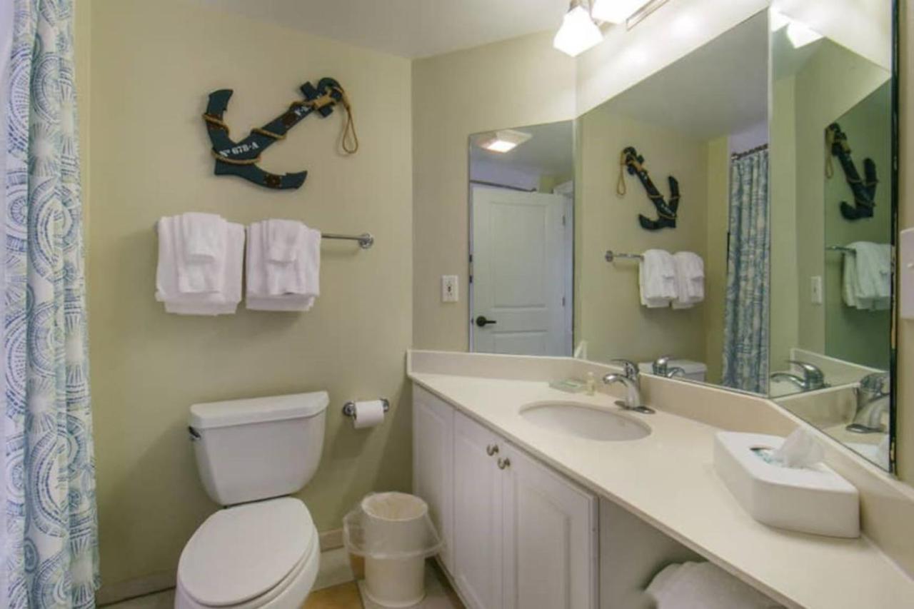 Great Studio Apt minutes away from ocean with lots of onsite resort amenities