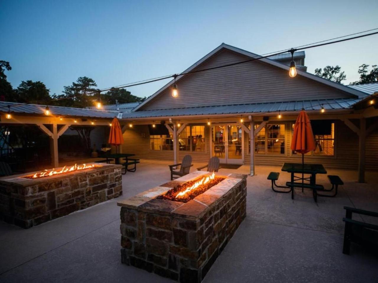 Holiday Inn Villages Resort -2BD Sleeps up to 6 view 2
