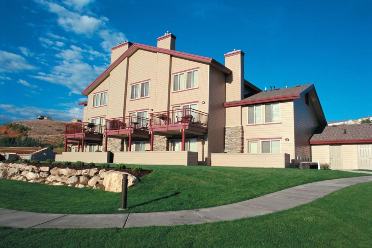 See all Bear Lake has to offer in this 1BD resort view 5