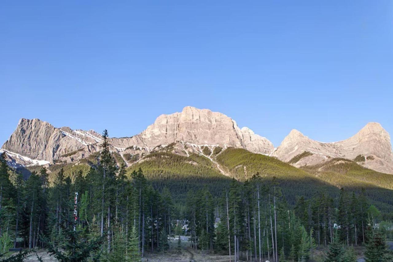 2 Bd Worldmark Canmore Banff Condo