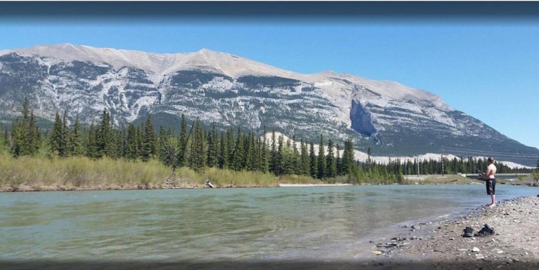 2 Bd Worldmark Canmore Banff Condo
